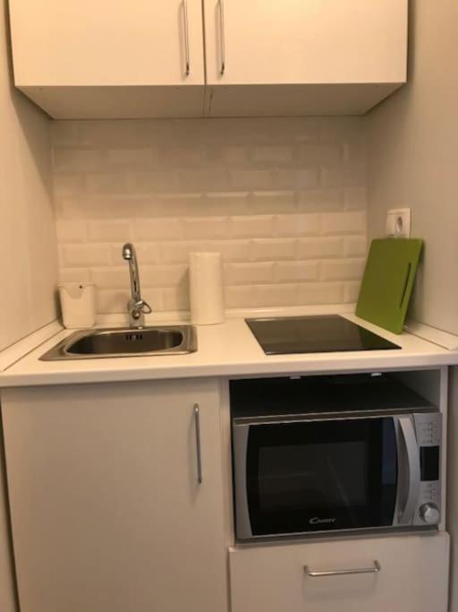 Cosy 2 Bedrooms Apartment In Arroios - Ssl 3A Lisbona Esterno foto